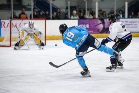 Girls’ Learn to Play Ice Hockey – Coventry Blaze