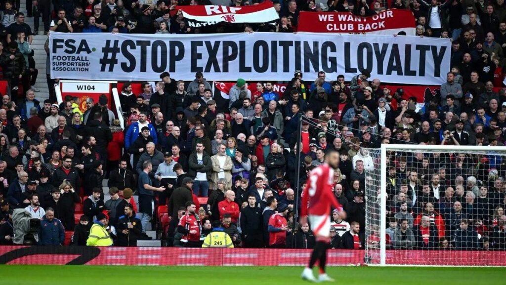 Coventry thrash struggling Sheffield Wednesday in protest affected match – hellorayo.co.uk