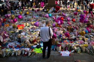 Shock and disbelief as Manchester community reels from synagogue attack – Al Jazeera
