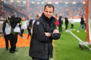 Regis Le Bris hails team character as Sunderland claim ‘tough win’ over Wolves – The Northern Echo