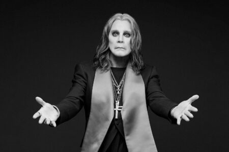 Dudley artist creates Ozzy Osbourne Bank Notes – BBC