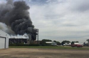 Firefighters remain at Southend warehouse as residents urged to keep windows closed – Southend Echo