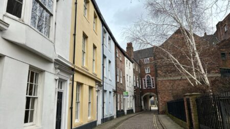 Hull named best place for a staycation in Britain – beating London, York, and Manchester – Hull Daily Mail