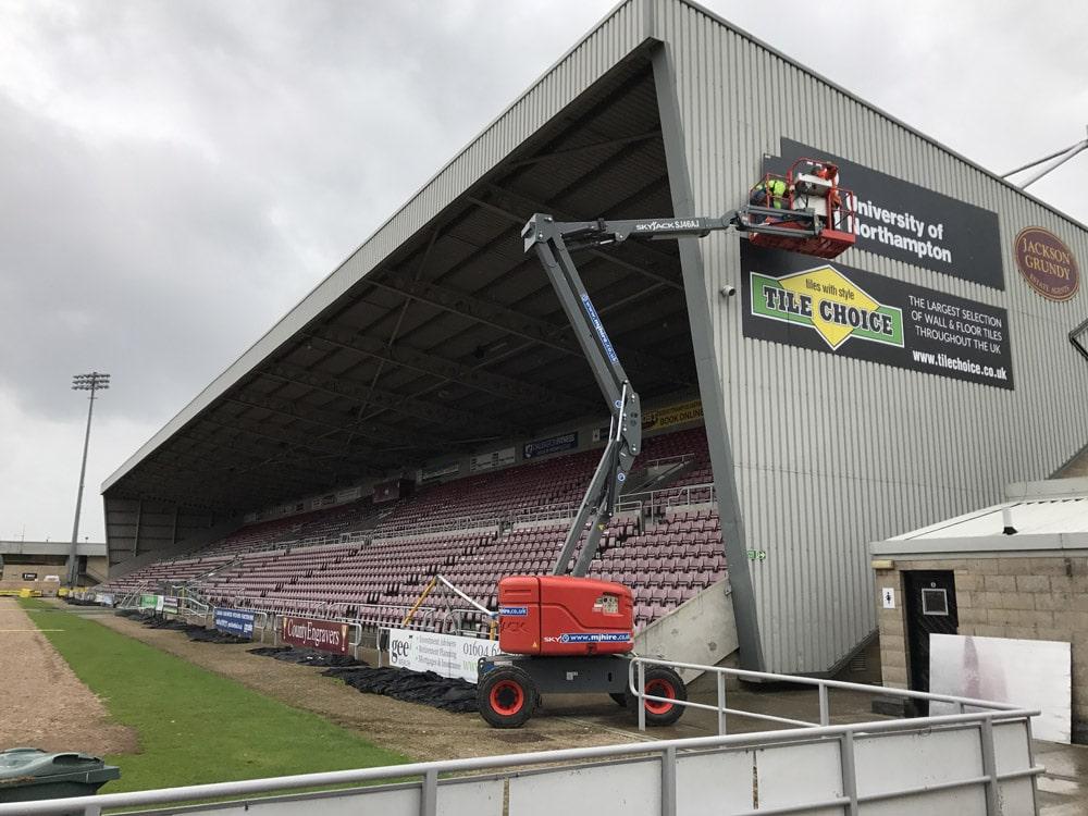 HOW TO FOLLOW TUESDAY’S GAME AT READING – Northampton Town FC