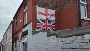 Peterborough City Council will not remove England and Union Flags that have appeared on lampposts in Stanground – Peterborough Telegraph
