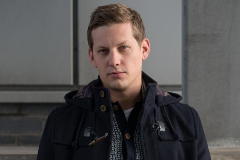 Hollyoaks legend James Sutton quits John Paul McQueen role 20 years after debut – Metro.co.uk