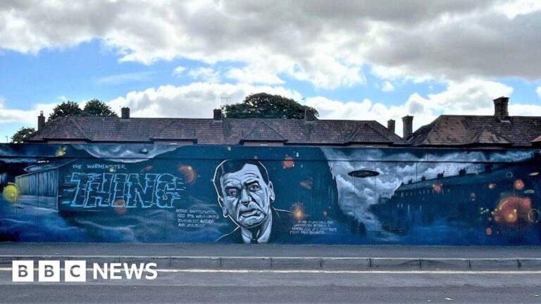 Westminster council fighting public urination with ‘splash back’ paint – BBC Westminster council fighting public urination with ‘splash back’ paint – BBC