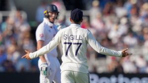 England vs India: Zak Crawley’s timewasting angers Shubman Gill and adds extra ‘theatre’ to Lord’s Test – Sky Sports